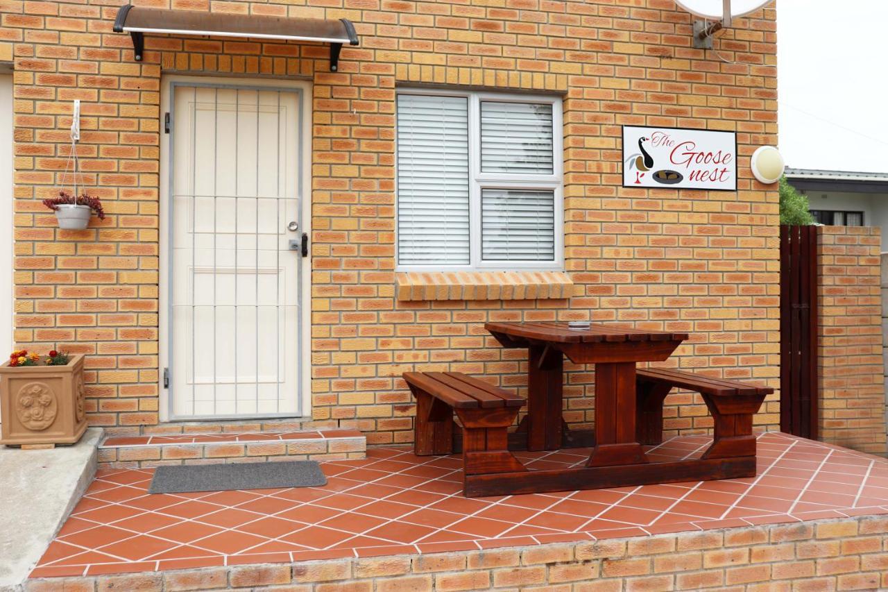 The Goose Nest Apartment Struisbaai Exterior photo